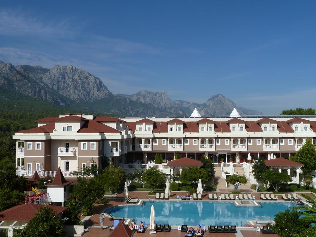 Garden Bergamot Resort 4*