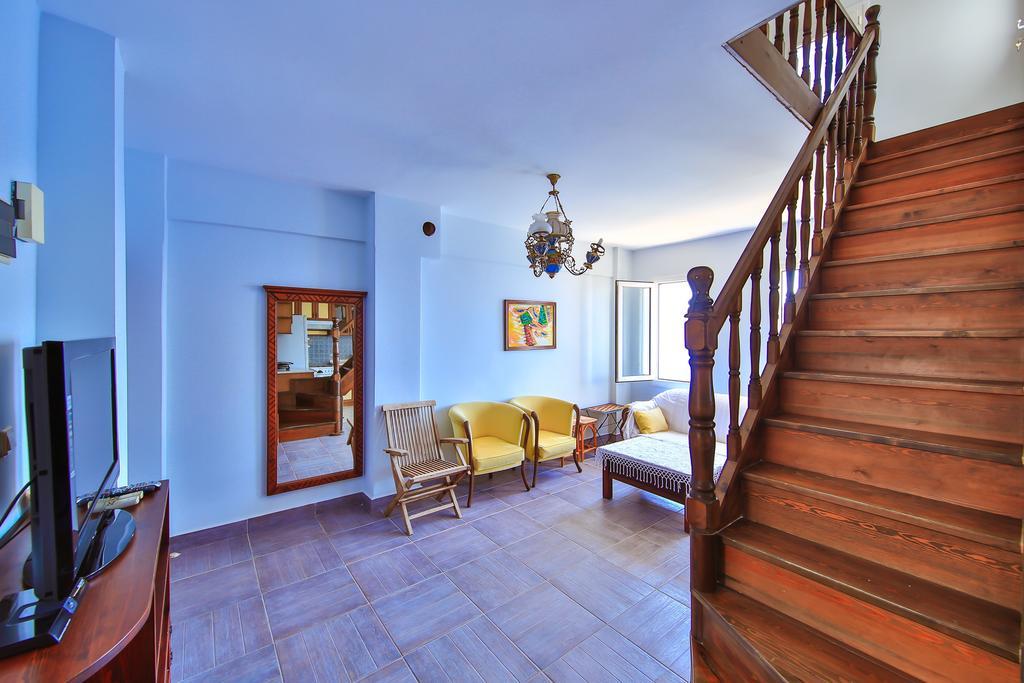 Aparthotel Seya Aparts *