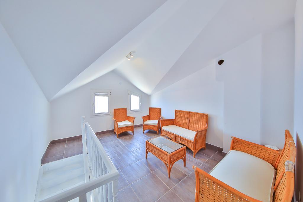 Seya Aparts Aparthotel