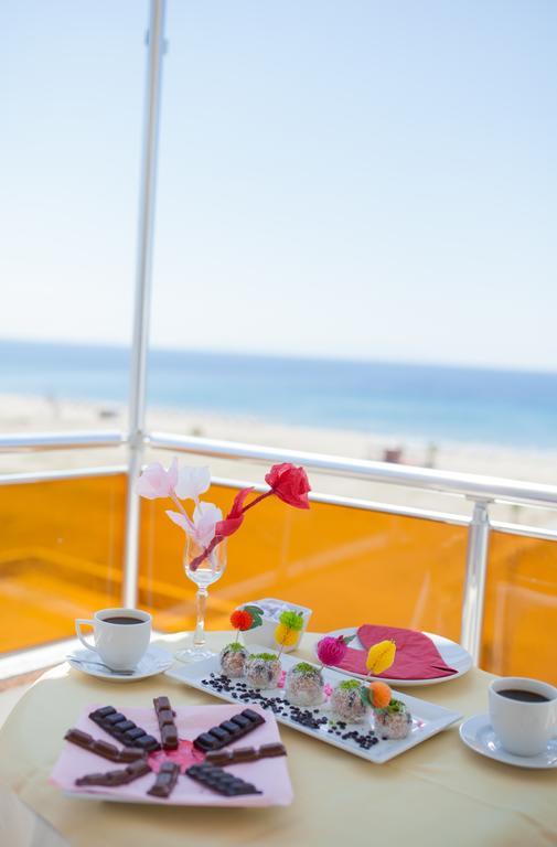 Amphora Hotel 3*