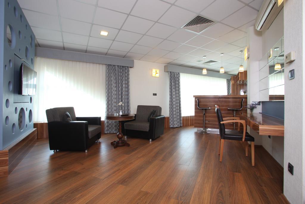 Hotel Grand 3*