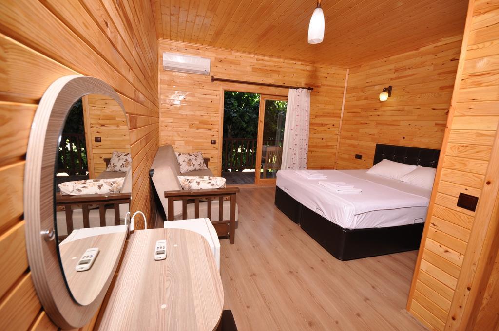 Cesur Pansiyon Guest house 2*