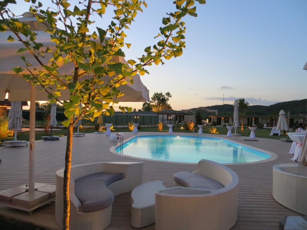 Riva's Club Polonezkoy