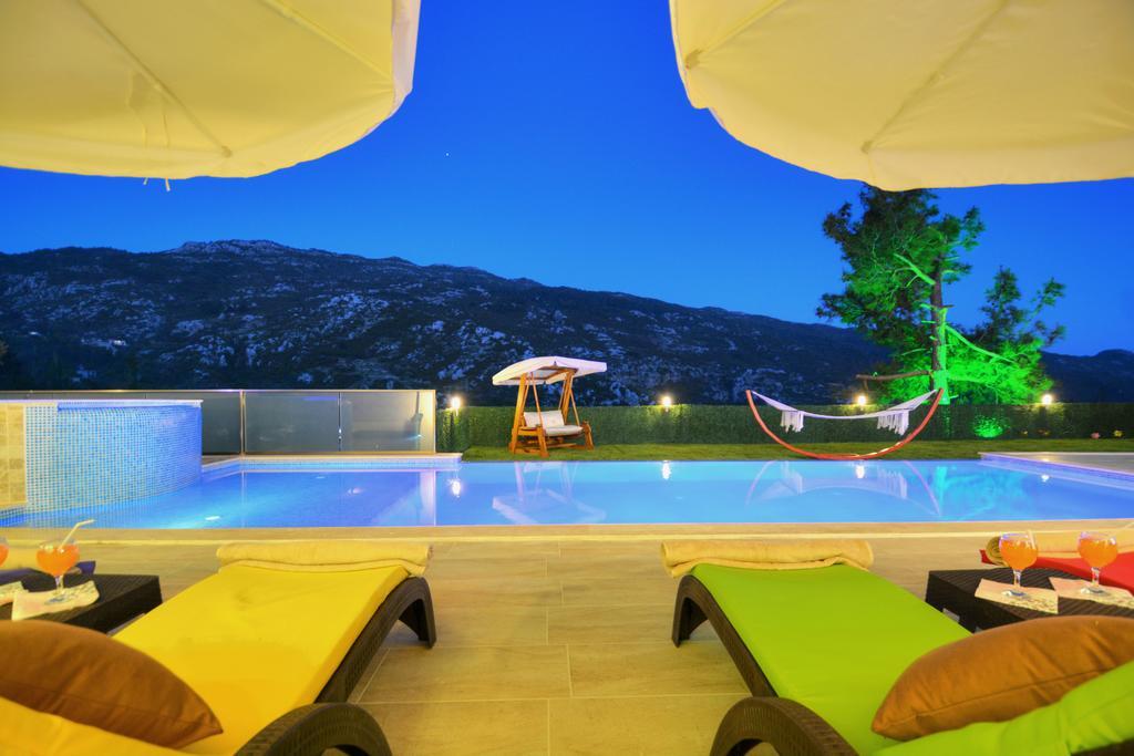 Saltanat Villa