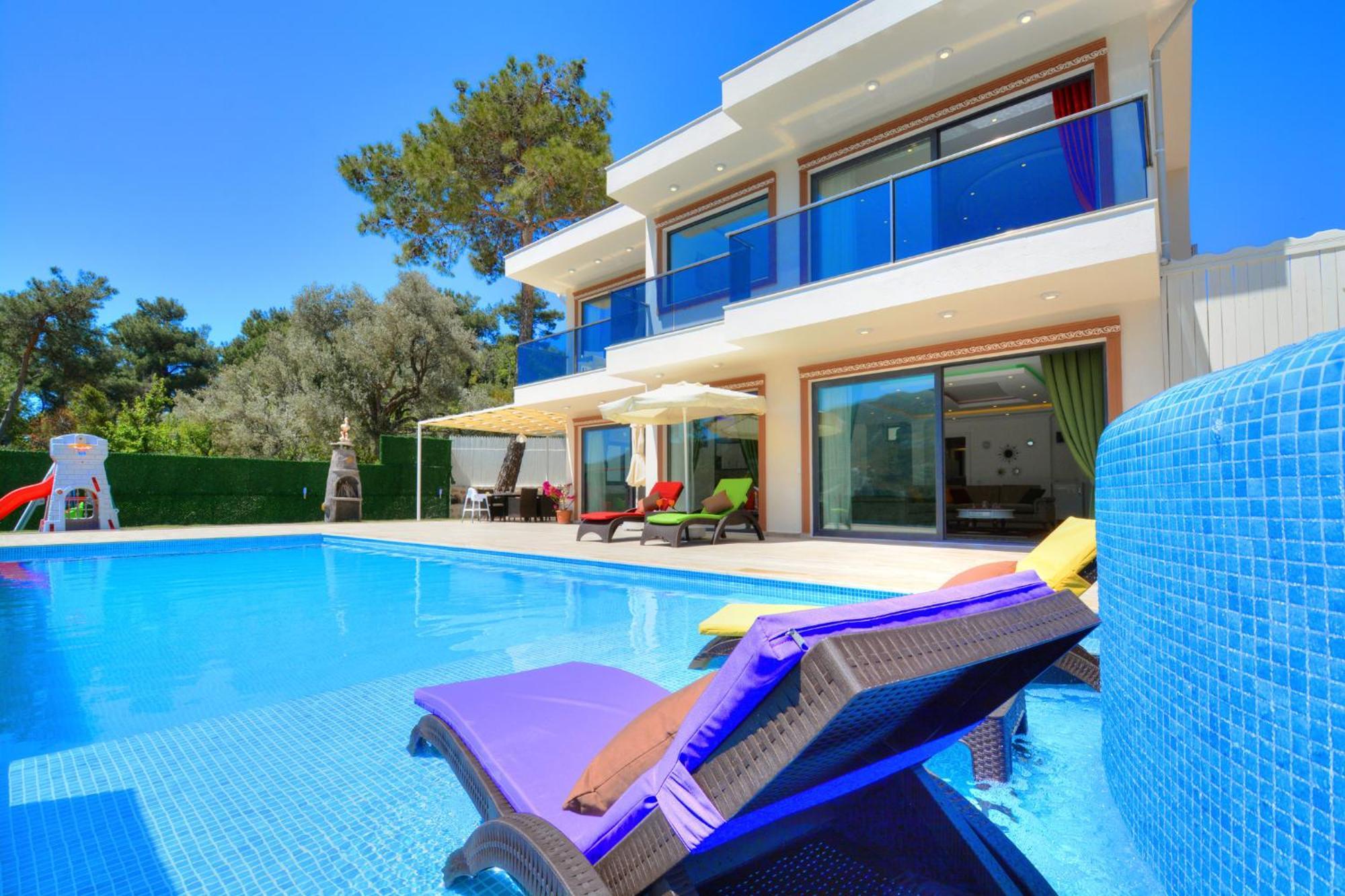 Villa Saltanat *