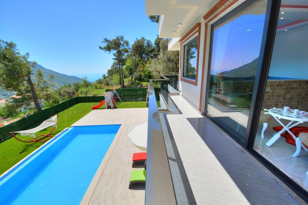 Saltanat * Kalkan