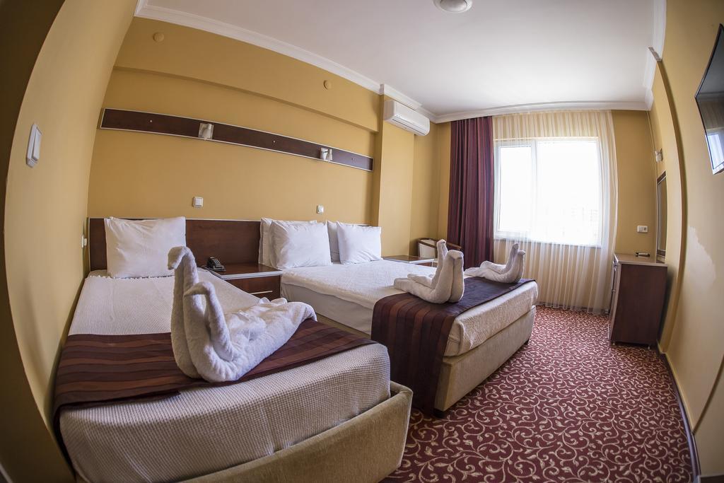 Hotel Arteka 2*