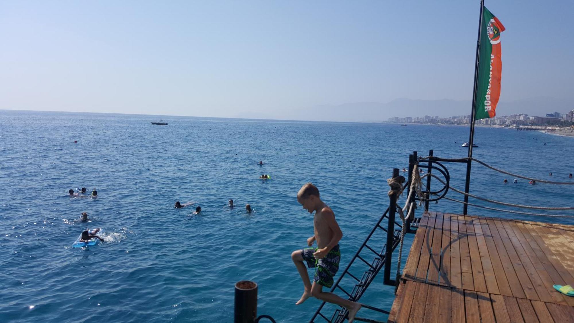 Apartment Gold City And Kargicak (Alanya)