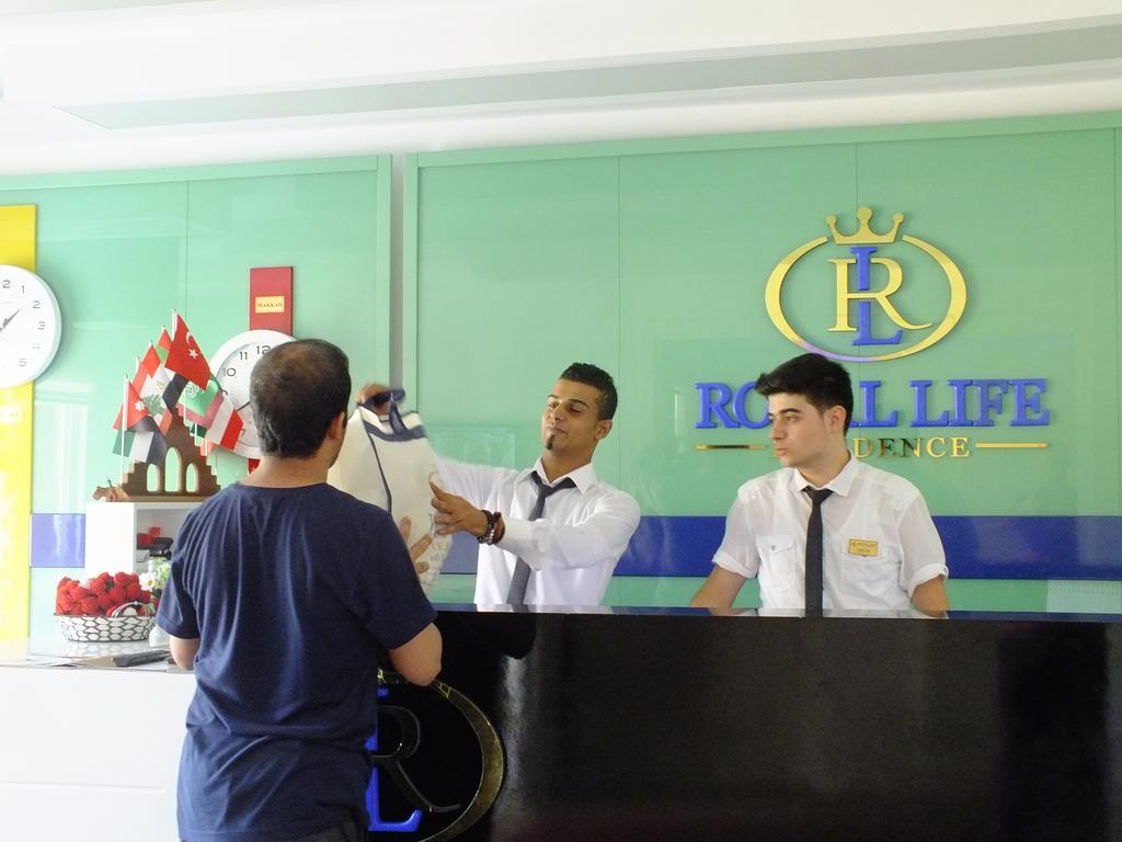 Aparthotel Royal Life