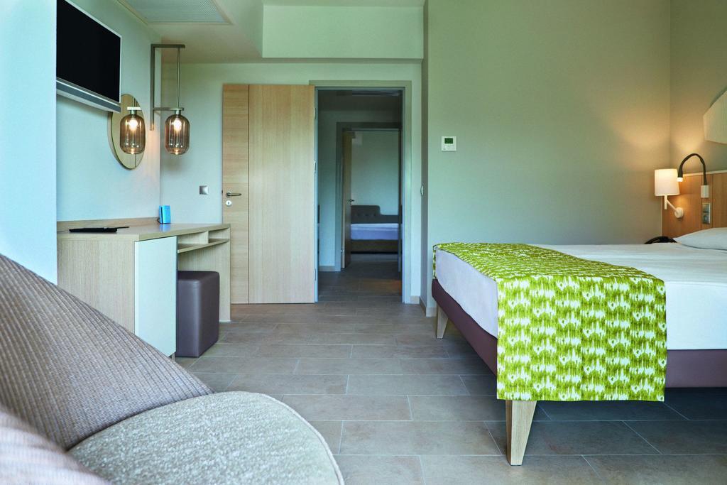 Tui Blue Palm Garden Resort Side