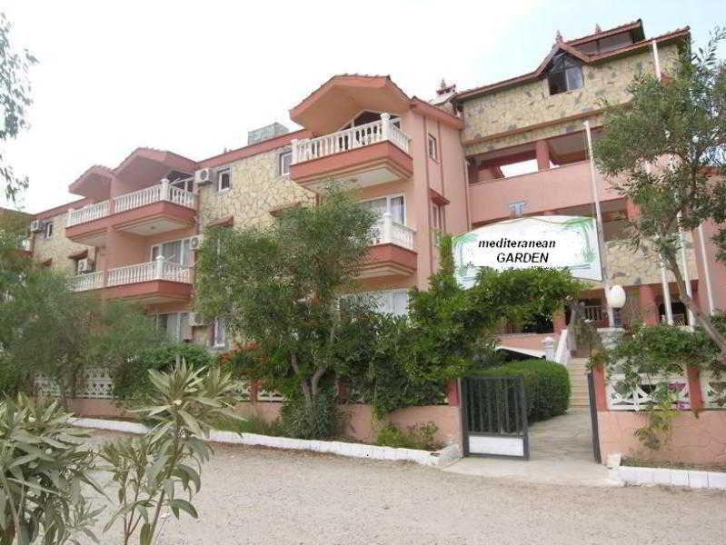 Mediterranean Garden * Side
