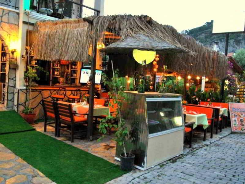 Hotel Royal 3*