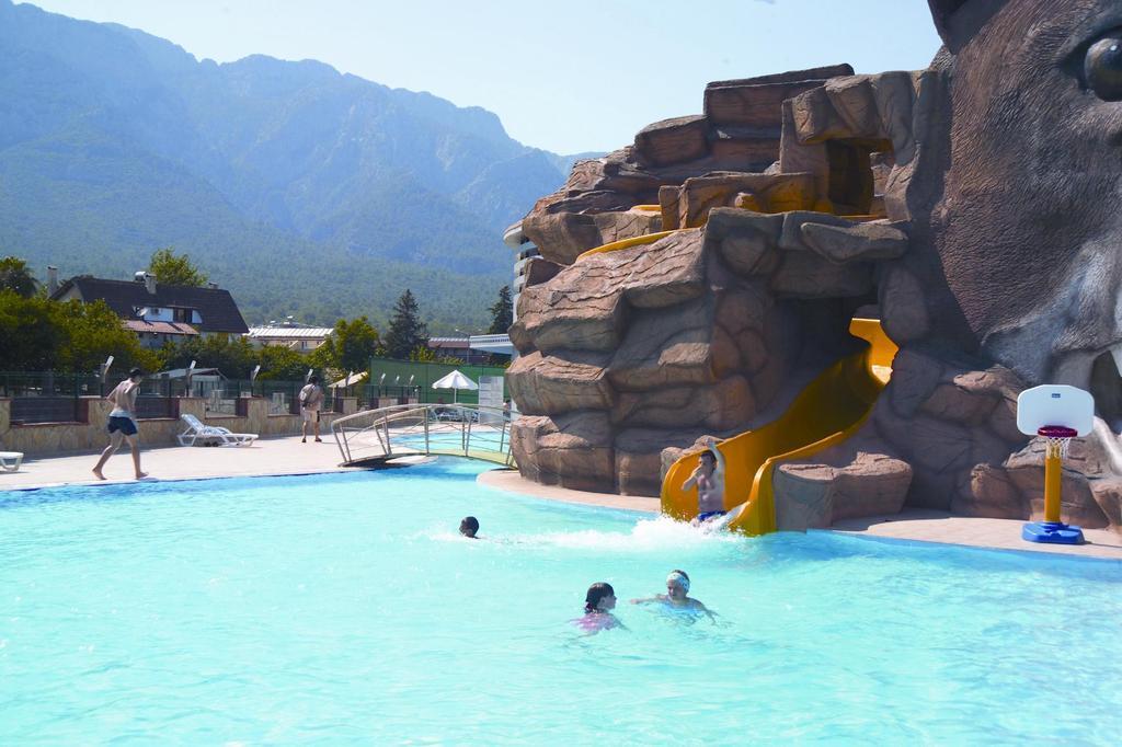 Rox Resort