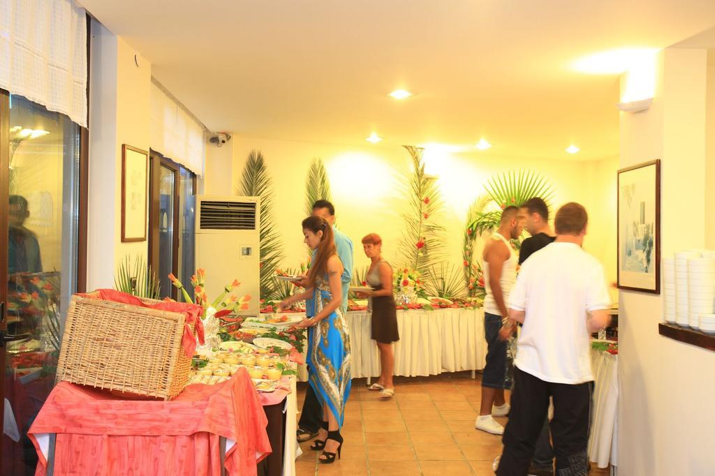 Paloma Hotel 2*