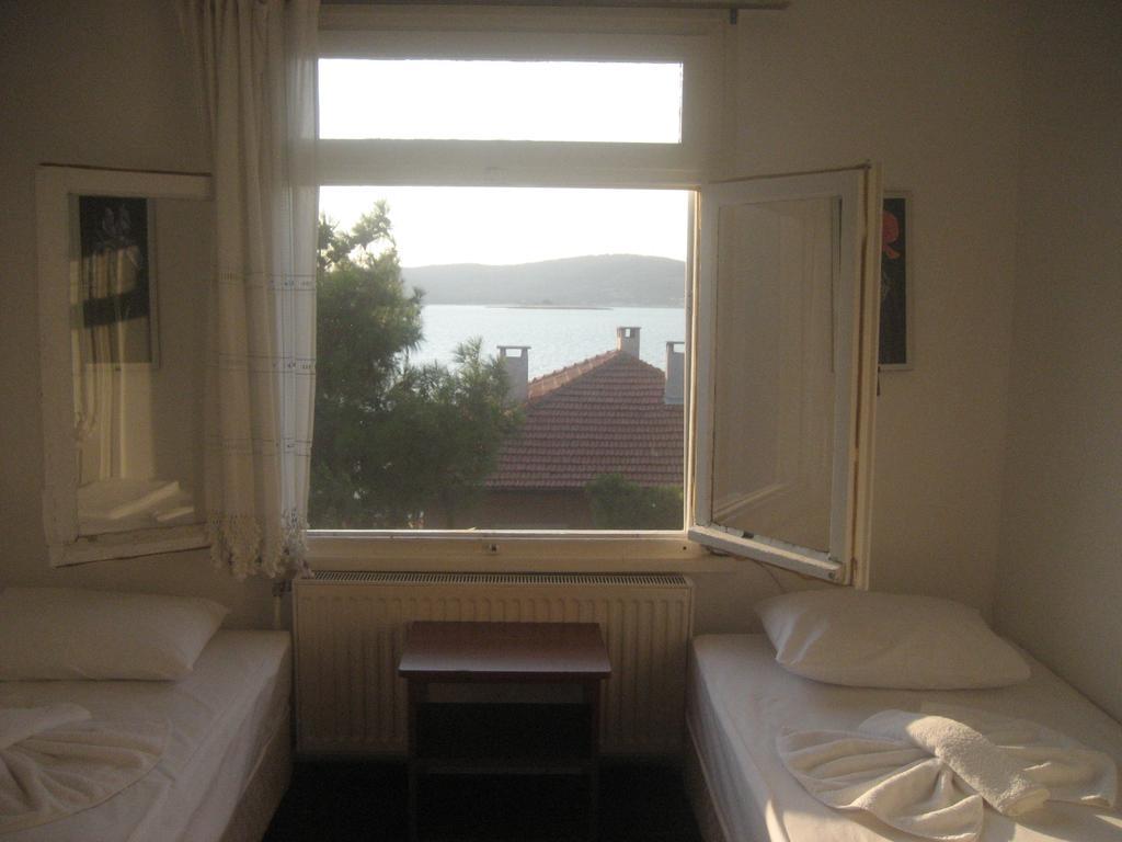 Guest house Mavi Pension Ayvalik