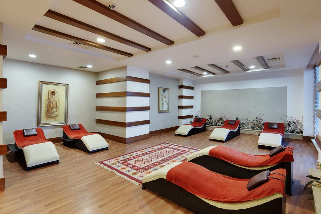 Resort Alba Queen 5*