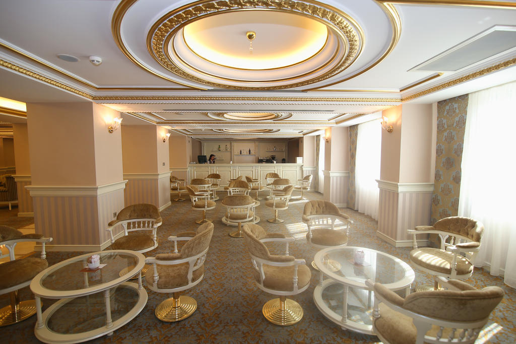 Demir 4*