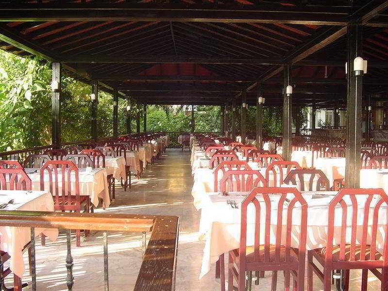 Kleopatra Beach 4*
