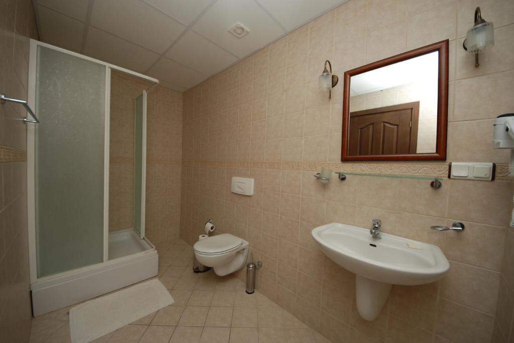 Aparthotel Es 2*