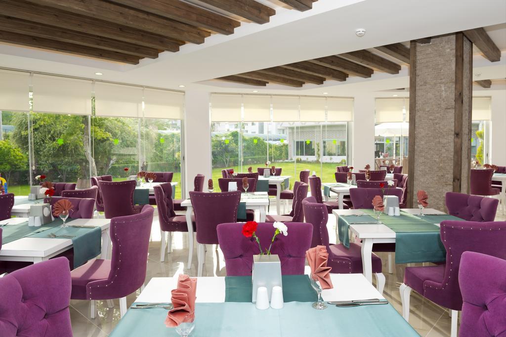 Sun Club 3* Side