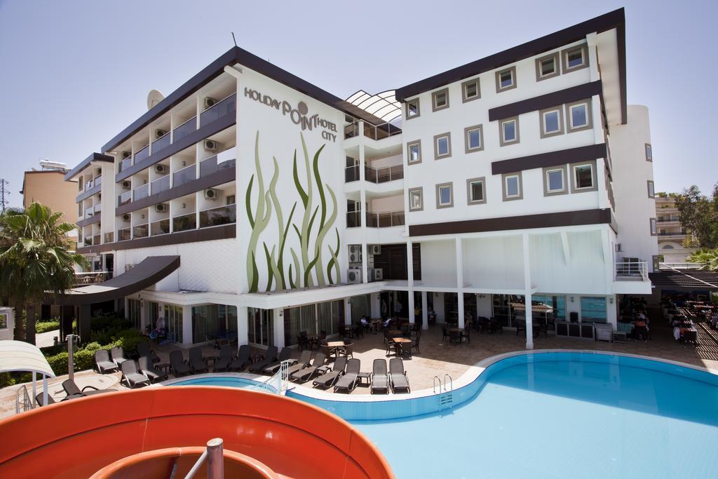 Hotel Holiday City