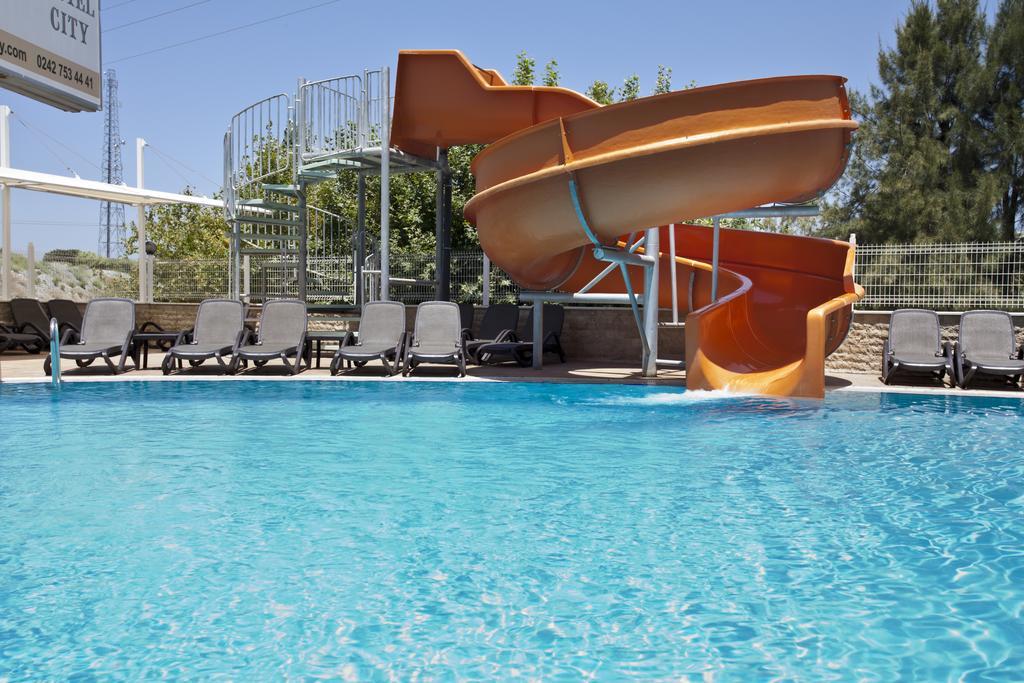 Holiday City Hotel 4*