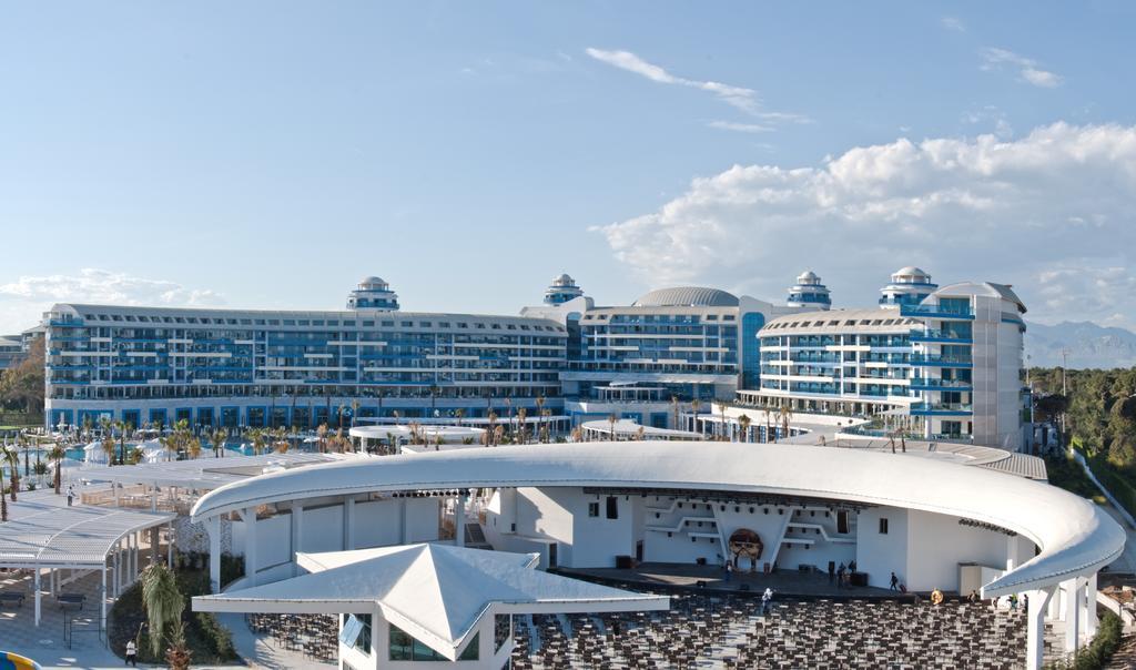 Sueno Deluxe Hotel