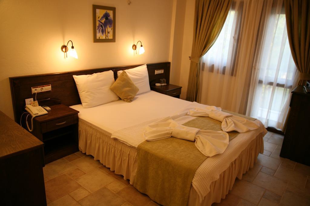 Hotel Asiyan *