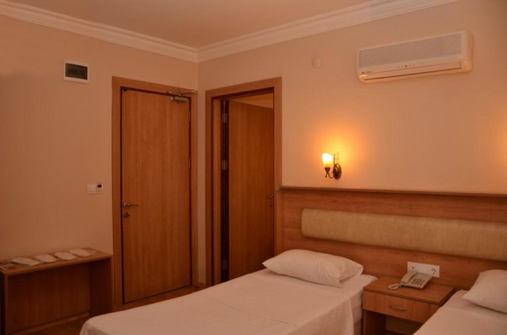 Ebruli Cunda Ayvalik