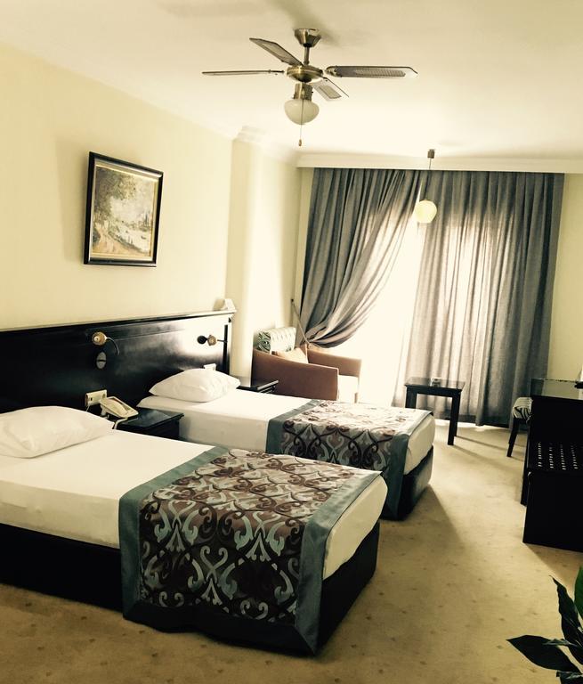Omur Hotel