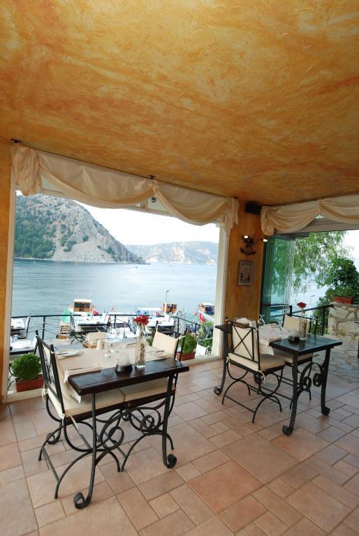 Es Aparthotel 2*
