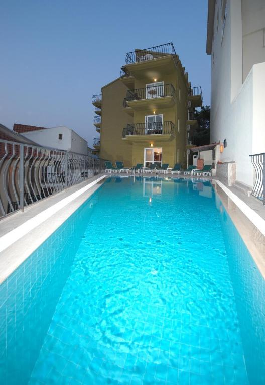 Aparthotel Es Turunc