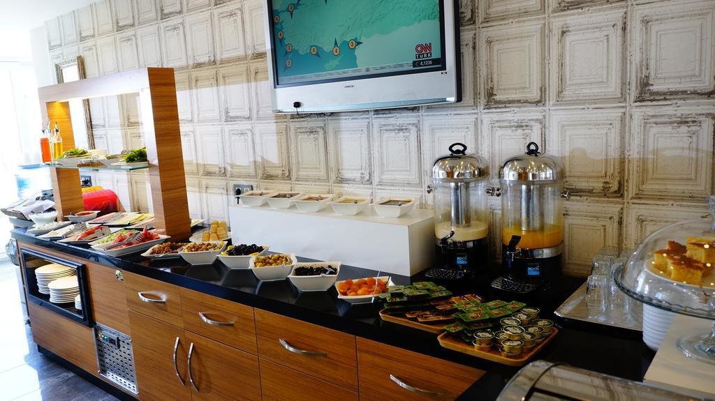 Helen Hotel 3*