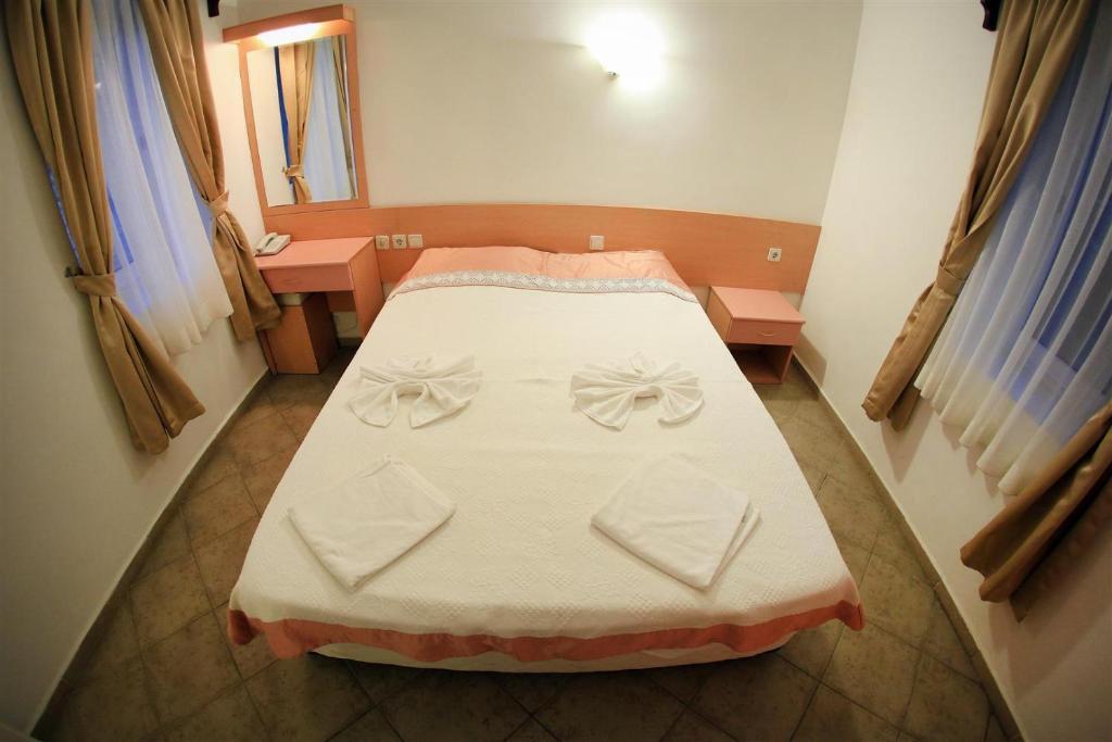 Kivanc Hotel 3*