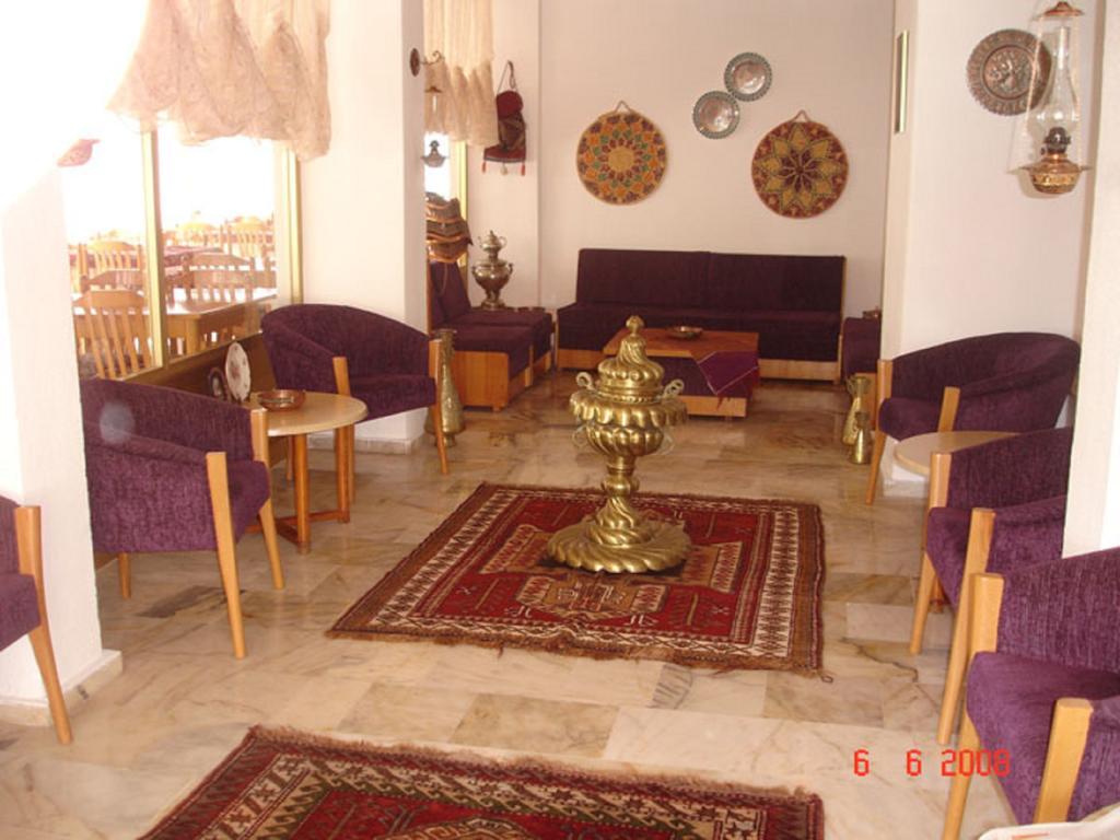 Saadet Hotel