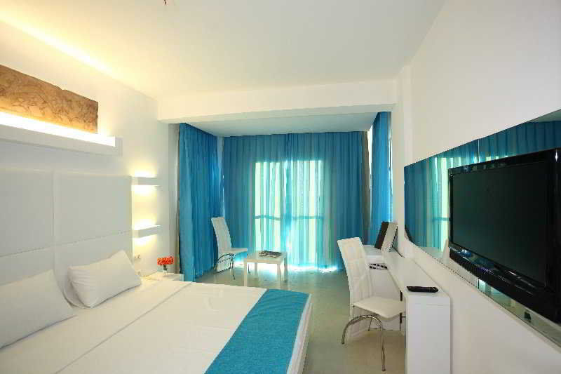 Hotel Costa Luvi Bodrum 4*