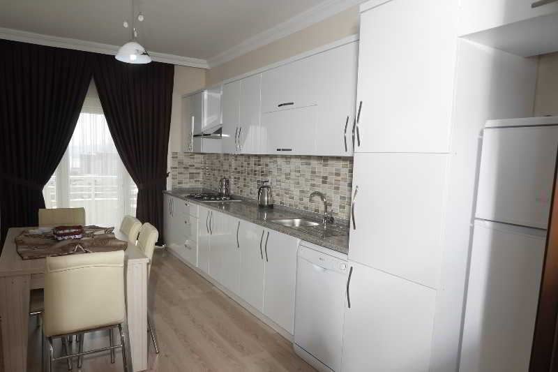 Aparthotel Royal Life Kasustu