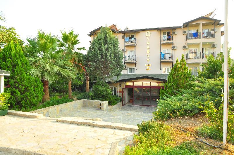 Hotel Dynasty