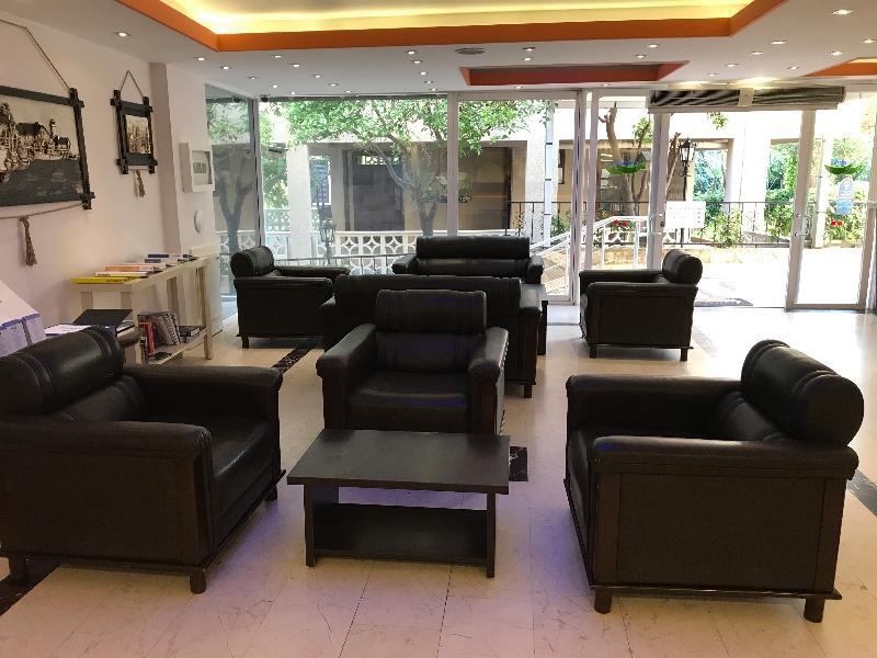 Hotel Muz 2*