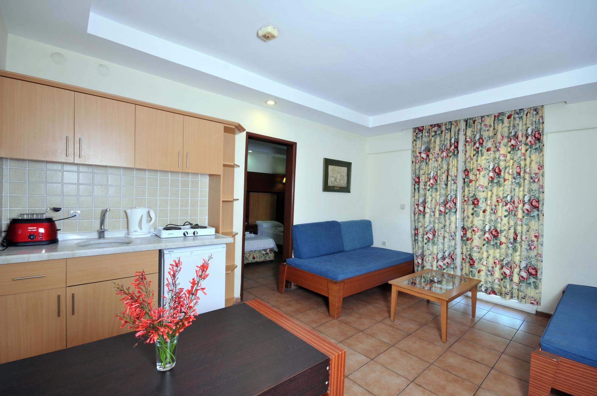 Greenpark Hotel