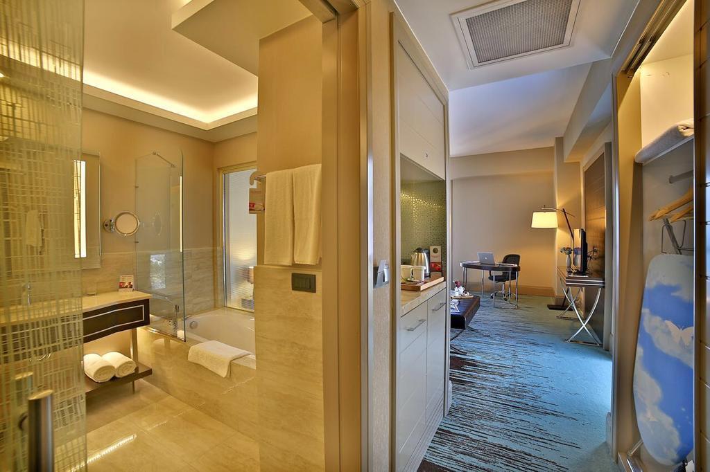 Ramada By Wyndham