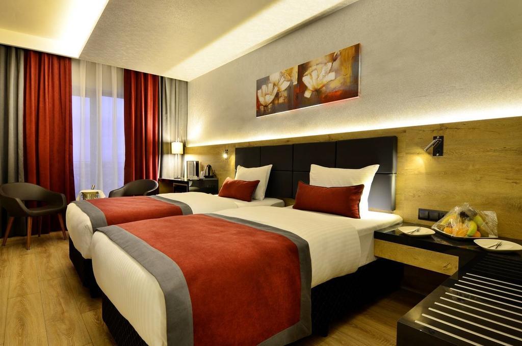 Hotel Ramada Encore By Wyndham Gebze