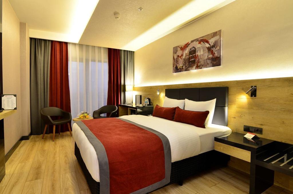 Ramada Encore By Wyndham 3* Gebze