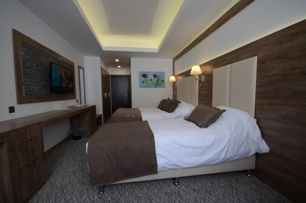 Habitat Hotel 4*