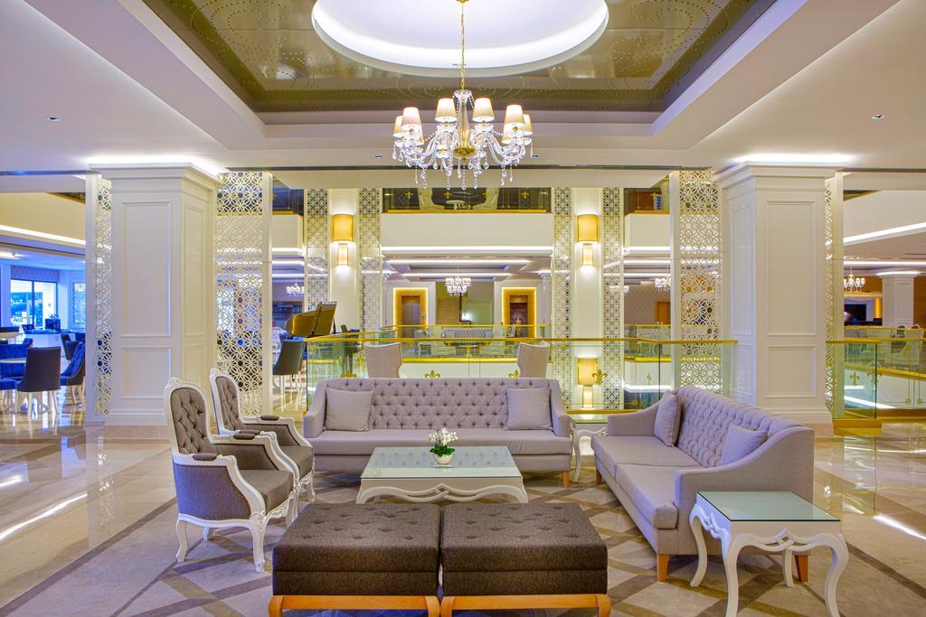 Hotel Rai Premium - Ex Queen's Park 5*