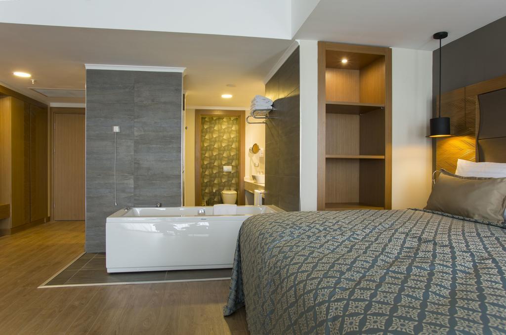 Amara Sealight Elite 5*