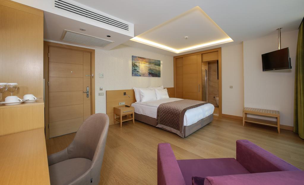 Ramada By Wyndham Cekirge Thermal & Hotel