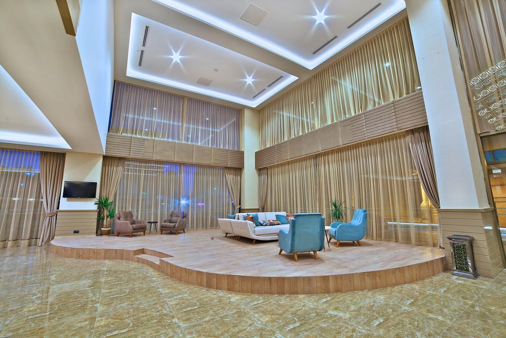 Ramada By Wyndham Hotel 4*