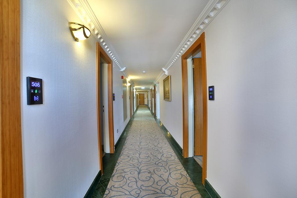 Marathon Hotel 4*