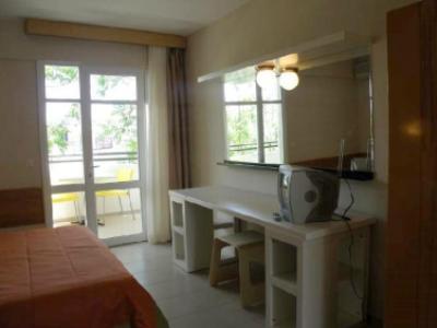 Golden Gate Hotel 2*